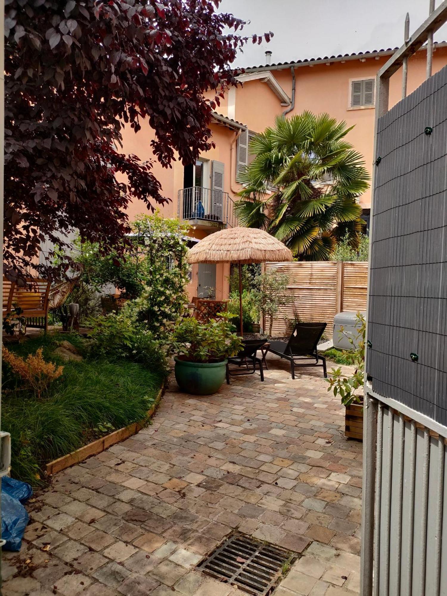 La Chamade En Beaujolais Bed & Breakfast Anse Dış mekan fotoğraf