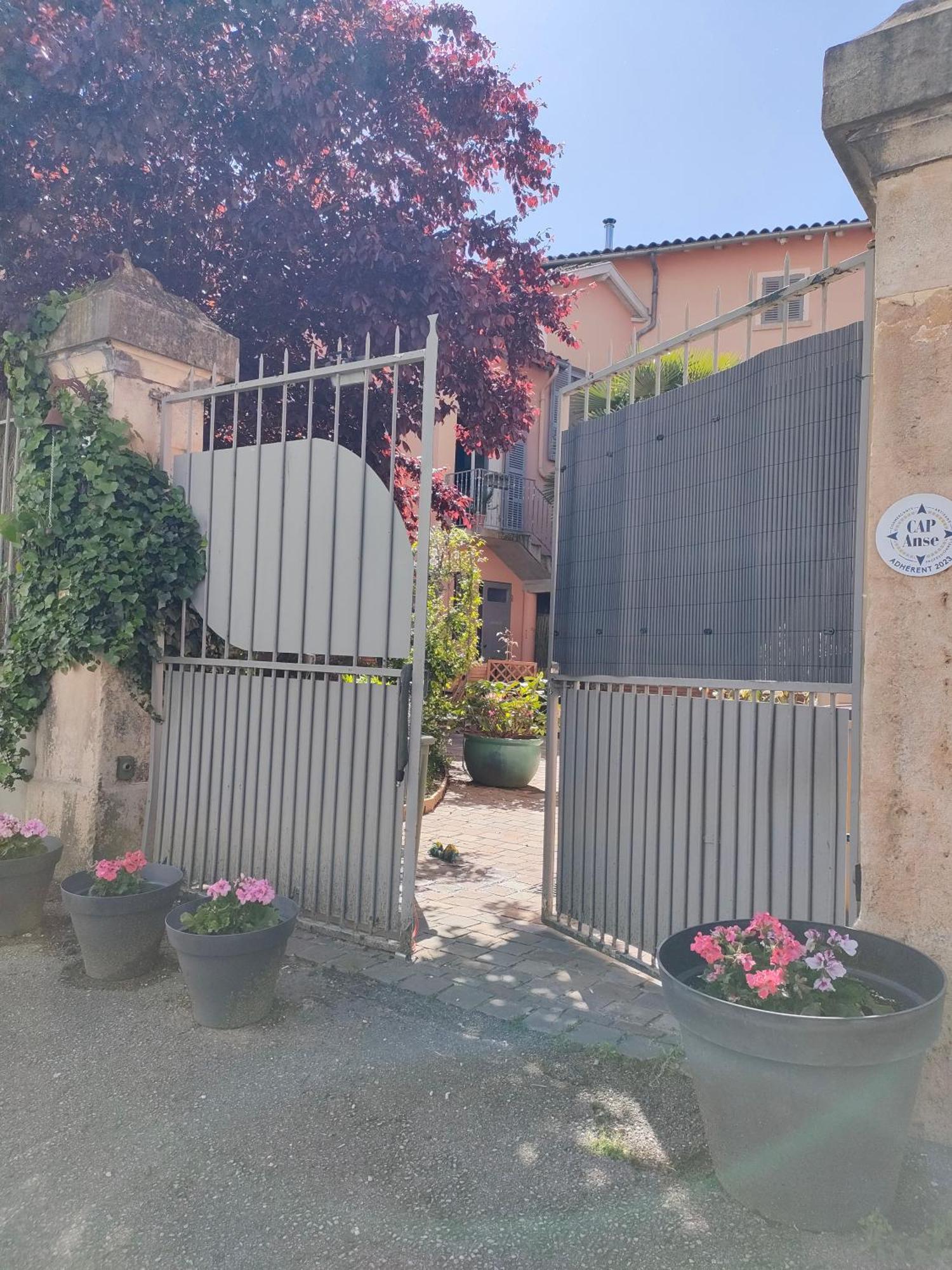 La Chamade En Beaujolais Bed & Breakfast Anse Dış mekan fotoğraf